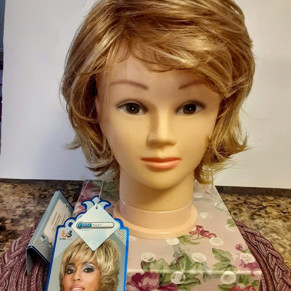 Escara "Delia" Cool Max Wig, Butterscotch